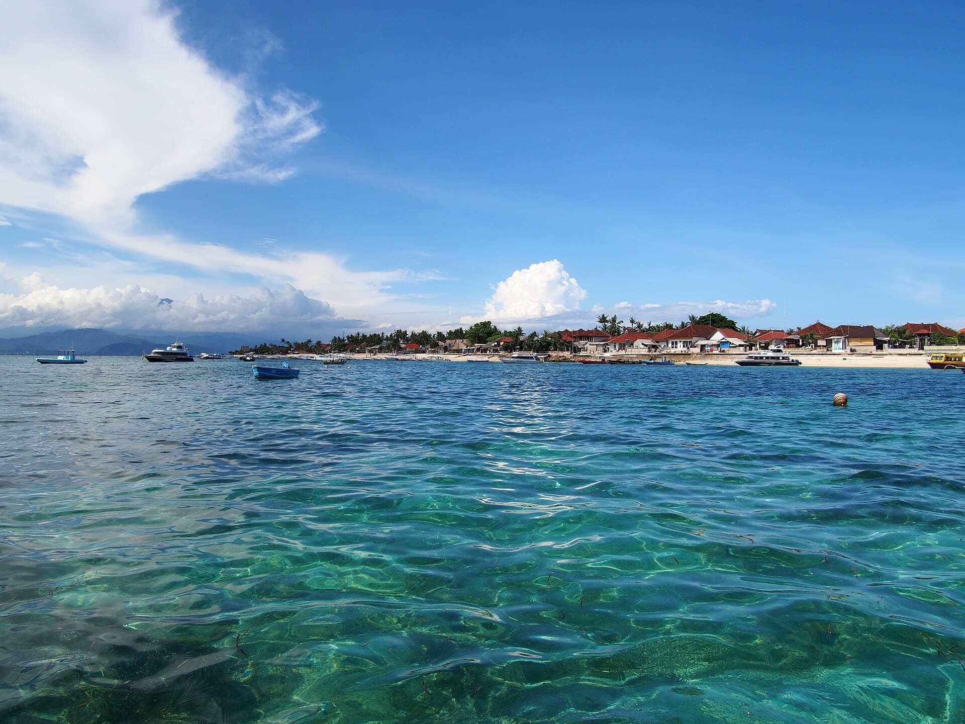 Clear shallow water off Nusa Lembongan